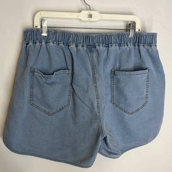 Shein denim shorts size 2XL in excellent condition - Picture 5 of 6